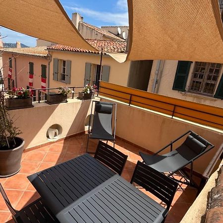 Saint-Tropez Centre - Grand Studio Avec Terrasse Exterior foto