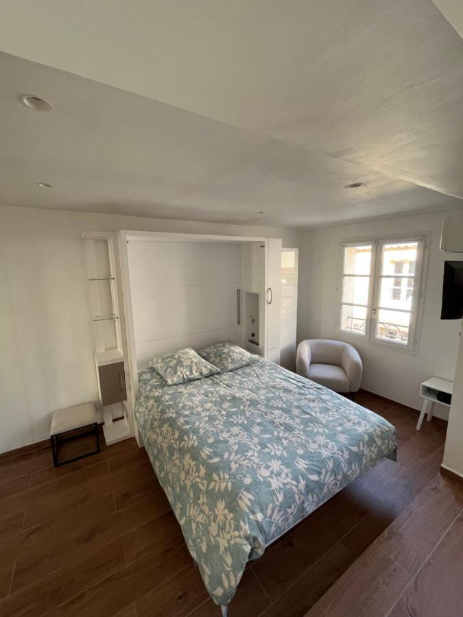 Saint-Tropez Centre - Grand Studio Avec Terrasse Exterior foto